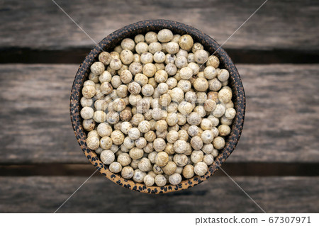organic kampot dried white pepper corns in organic kampot dried white pepper corns in 67307971