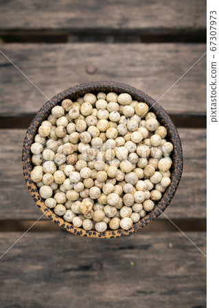 organic kampot dried white pepper corns in 67307973