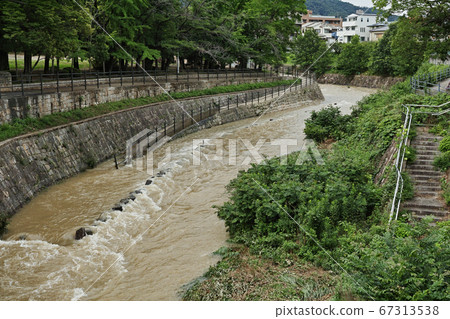 Rising river Rising river 67313538