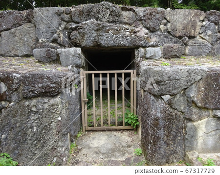 Otani/Temple of Burial Mounds 67317729