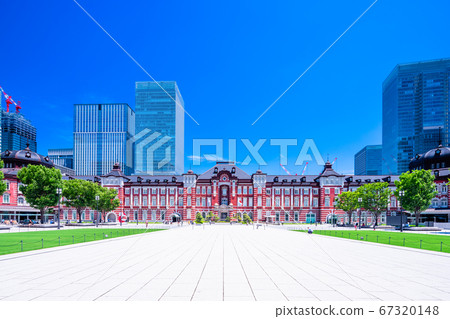 Tokyo Station Marunouchi mouth Station front view 67320148