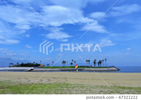 塔努拉海灘和美麗的藍天 塔努拉海灘和美麗的藍天 67321222