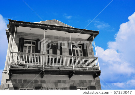 Traditional Cypriot House in Clear Blue Sky Traditional Cypriot House in Clear Blue Sky 67323047
