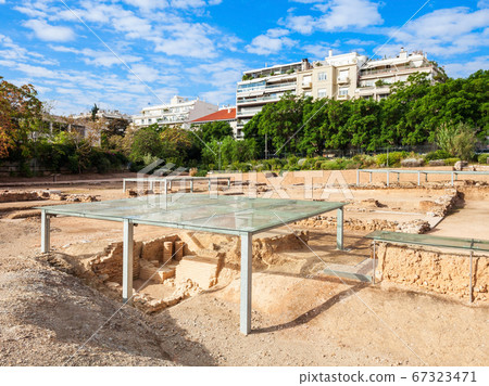 Aristotle Lycaeum or Lyceum Aristotle Lycaeum or Lyceum 67323471