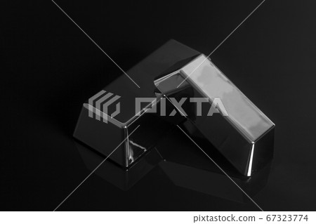 Silver bullion 67323774