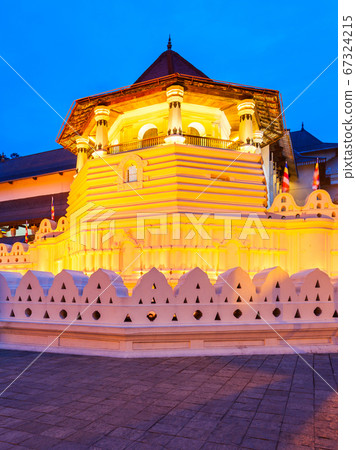 Sacred Tooth Relic Temple 67324215