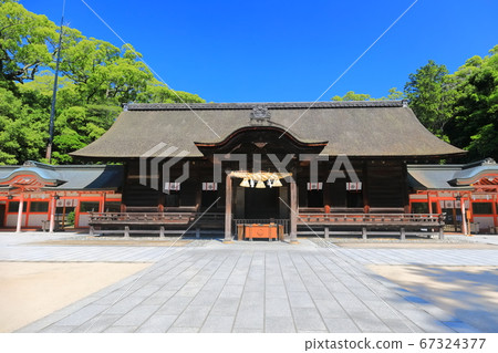 [Ehime Prefecture] Fresh green Oyama Gion Shrine (Waden) 67324377