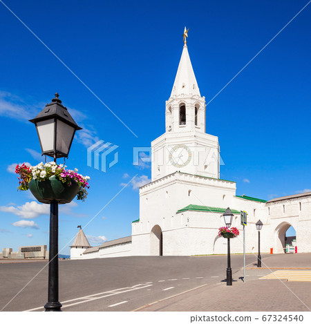 The Spasskaya Saviors Tower 67324540