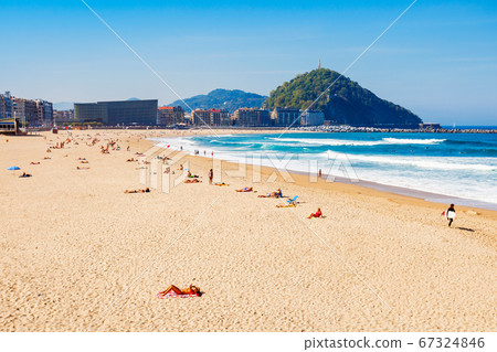 San Sebastian city beach, Spain San Sebastian city beach, Spain 67324846