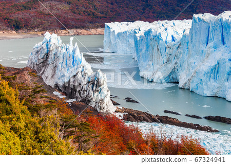 The Perito Moreno Glacier The Perito Moreno Glacier 67324941