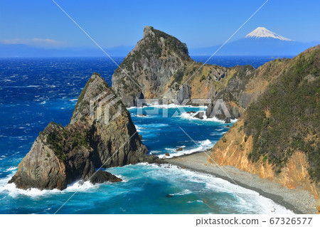 [靜岡縣]天氣晴朗的富士山和千金門 67326577