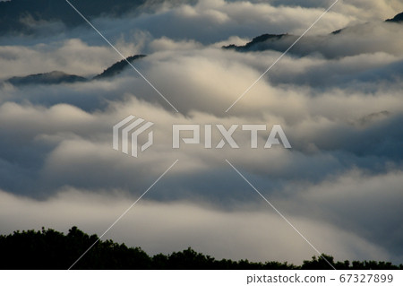 Sea of clouds from Minoyama Park 67327899