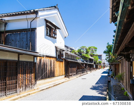 Omihachiman Shinmachi-dori, where the old streets remain Omihachiman Shinmachi-dori, where the old streets remain 67330838