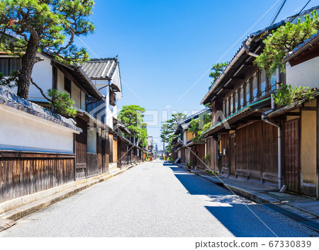 Omihachiman Shinmachi-dori, where the old streets remain Omihachiman Shinmachi-dori, where the old streets remain 67330839