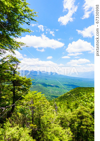 初夏的立山登山:Menokami Chaya(立山登山嘴)路線的風景 初夏的立山登山:Menokami Chaya(立山登山嘴)路線的風景 67330998