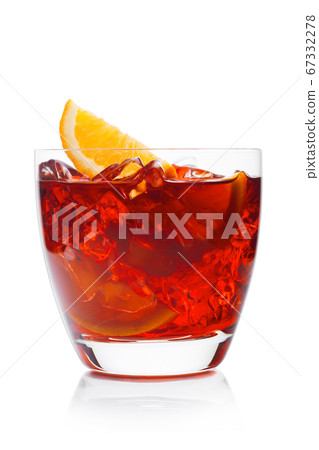 Negroni Cocktail in luxury crystal glass with ice Negroni Cocktail in luxury crystal glass with ice 67332278