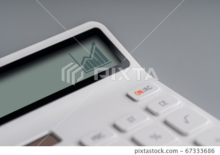 Online shopping & business icon on white Online shopping & business icon on white 67333686