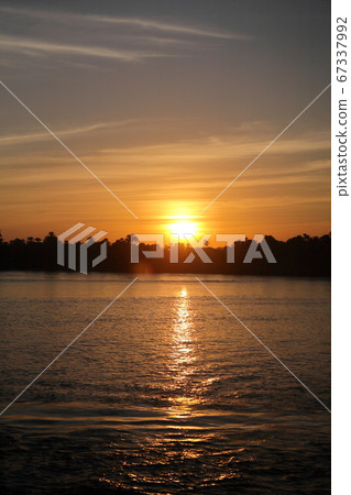 Egypt Sunset on the Nile 67337992