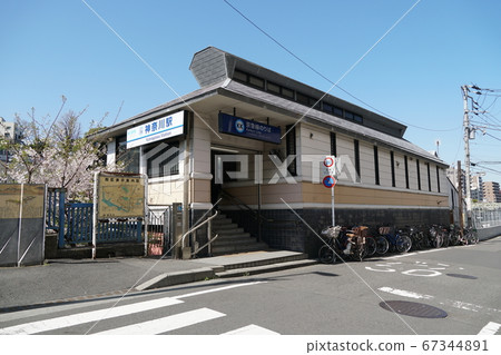 神奈川站車站大樓 67344891