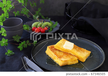 法式吐司早餐 67346505