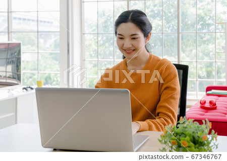 girl work at home girl work at home 67346767