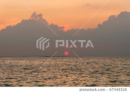 Beautiful sunset over the sea. Natural landscape for background Beautiful sunset over the sea. Natural landscape for background 67348326