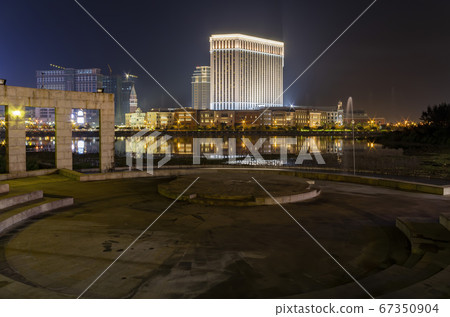 Night exterior view of the venetian Macao Casino Night exterior view of the venetian Macao Casino 67350904