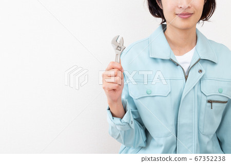 Woman with tools Woman with tools 67352238