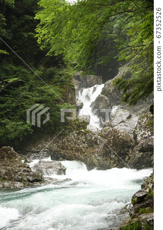 Mitarai Valley 67352526