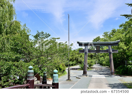 Torii at Sanbashira Shrine, Yanagawa Torii at Sanbashira Shrine, Yanagawa 67354500