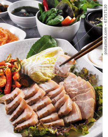 Bossam, Pork Bossam, 67357130