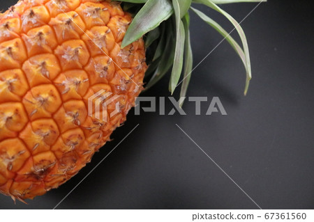 Pineapple up Pineapple up 67361560