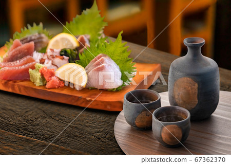 Sake and delicious sashimi Sake and delicious sashimi 67362370