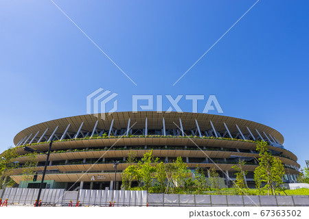 藍藍的天空中的新國家體育場 藍藍的天空中的新國家體育場 67363502