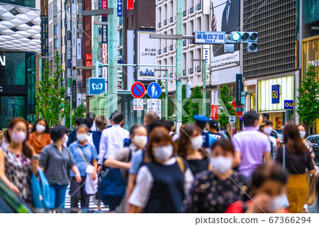 東京都市風景在日本銀座,東京。新科羅納(東京,由於經濟方面的原因,東京的感染人數已增加到243人) 東京都市風景在日本銀座,東京。新科羅納(東京,由於經濟方面的原因,東京的感染人數已增加到243人) 67366294
