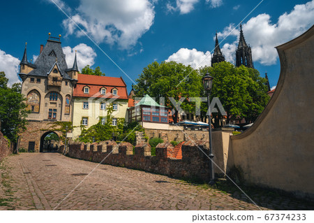 Medieval castle of Meissen old city. Beautiful Albrechtsburg Schloss. Dresden, Saxony, Germany. Sunny Day 67374233