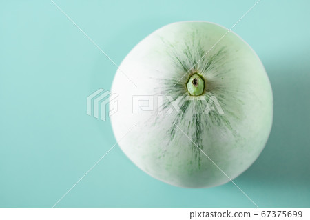 Nostalgic prince melon 67375699