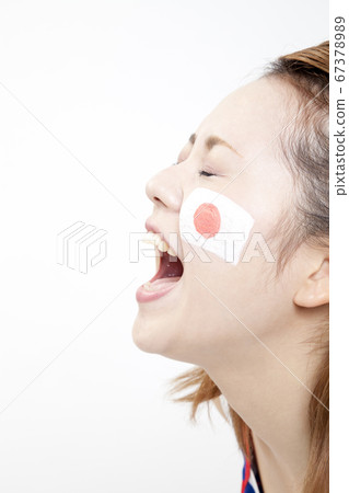 啦啦隊支持 67378989