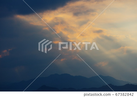Twilight ray Twilight ray 67382842