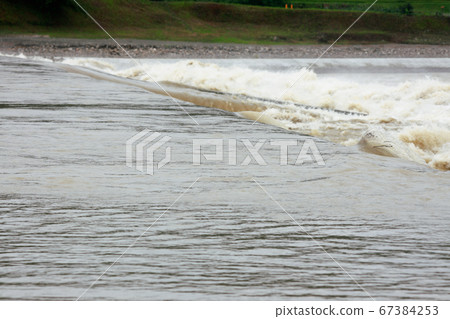 rivers, heavy rain, energy 67384253