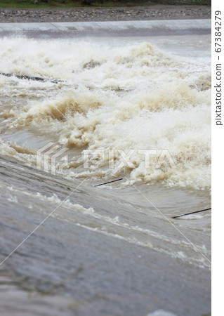 Increased water Increased water 67384279