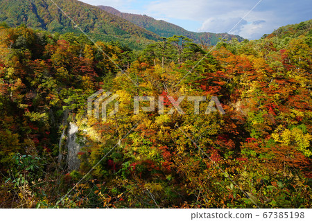 宮城縣鳴子峽東北 67385198