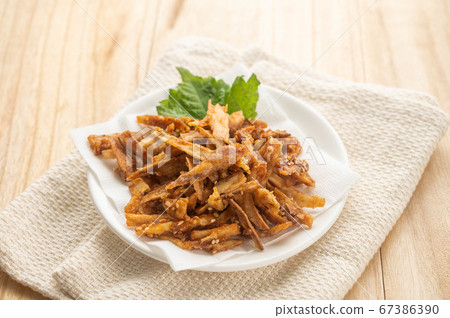 牛根 牛根 67386390