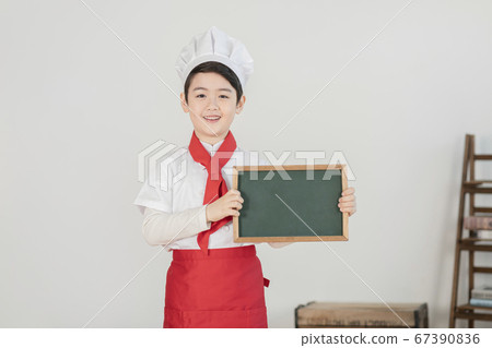 Happy children concept, a portrait of asian children smiling 366 67390836