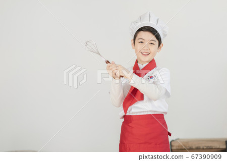 Happy children concept, a portrait of asian children smiling 364 67390909