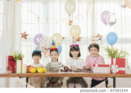 Happy children concept, a portrait of asian children smiling 207 67391344