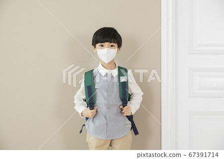 Happy children concept, a portrait of asian children smiling 017 67391714