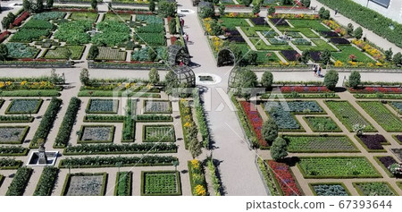 Villandry in the Loire region, one of the most beautiful gardens in France Villandry in the Loire region, one of the most beautiful gardens in France 67393644