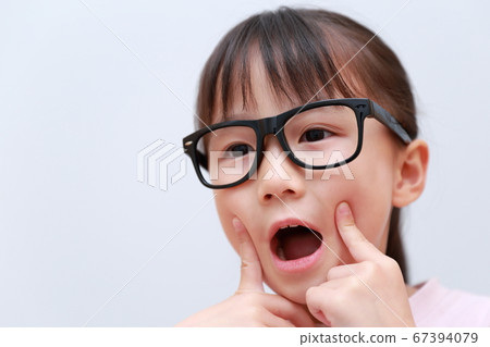 Glasses (glasses glasses children infant upper body copy space lifestyle everyday no background children) Glasses (glasses glasses children infant upper body copy space lifestyle everyday no background children) 67394079