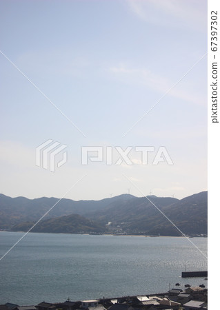 Japan's sky and sea are full of nature! Wind power "eco-energy" Japan's sky and sea are full of nature! Wind power "eco-energy" 67397302